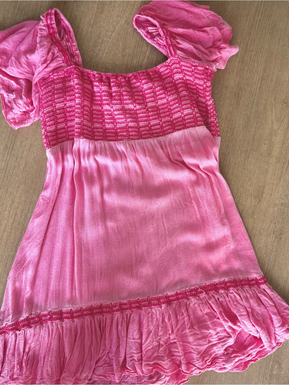 Pink Smocked Puff Sleeve Mini Dress Small NWOT Blue B